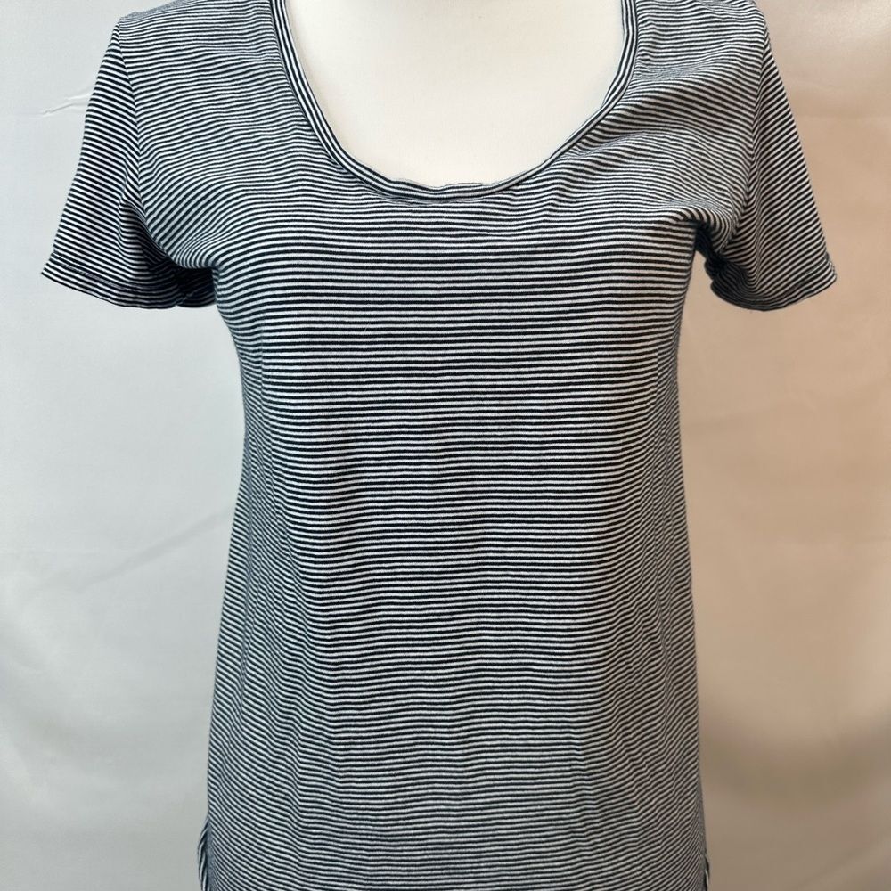 Frank & Eileen Tee Lab Navy and White Striped Tee Size Small - Picture 2 of 9